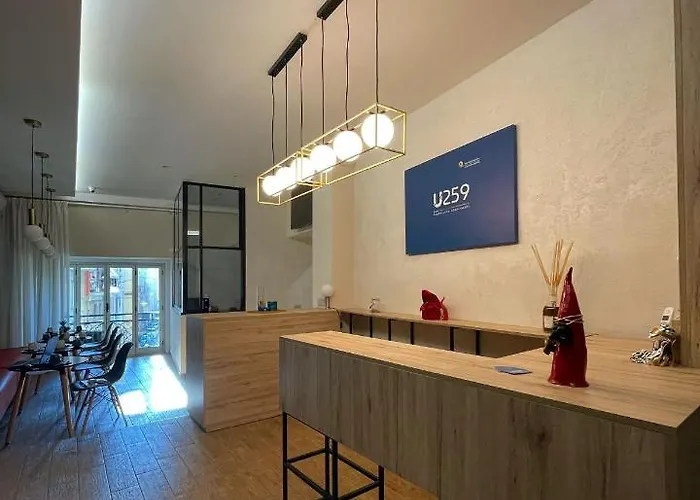 U259 B&B Nápoles